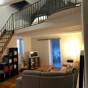 https://appartement-charmant-et-climatis-avec-jardin.aixenprovencehotels.org