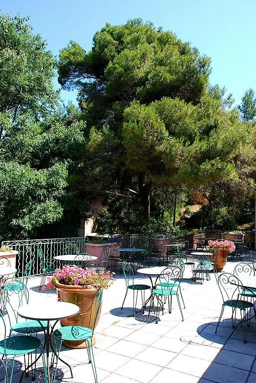 Hotel Les Mazets Des Roches Tarascon