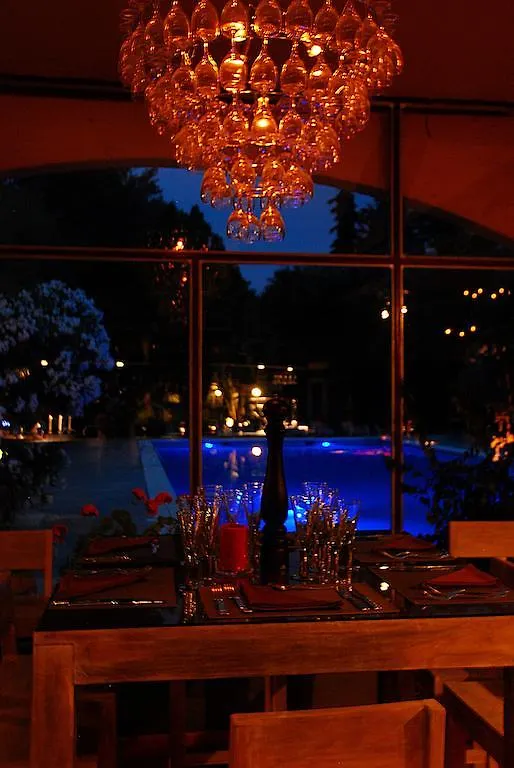 Hotel Les Mazets Des Roches Tarascona 3*,  Francia