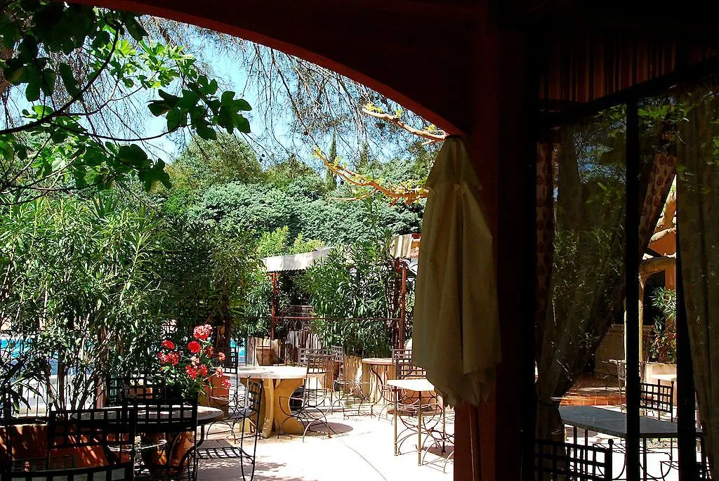 Hotel Les Mazets Des Roches Tarascon