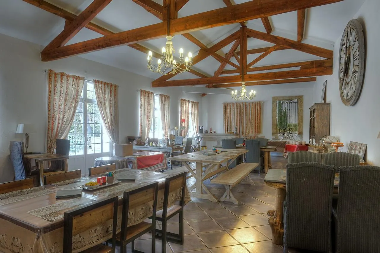Hotel Les Mazets Des Roches Tarascon