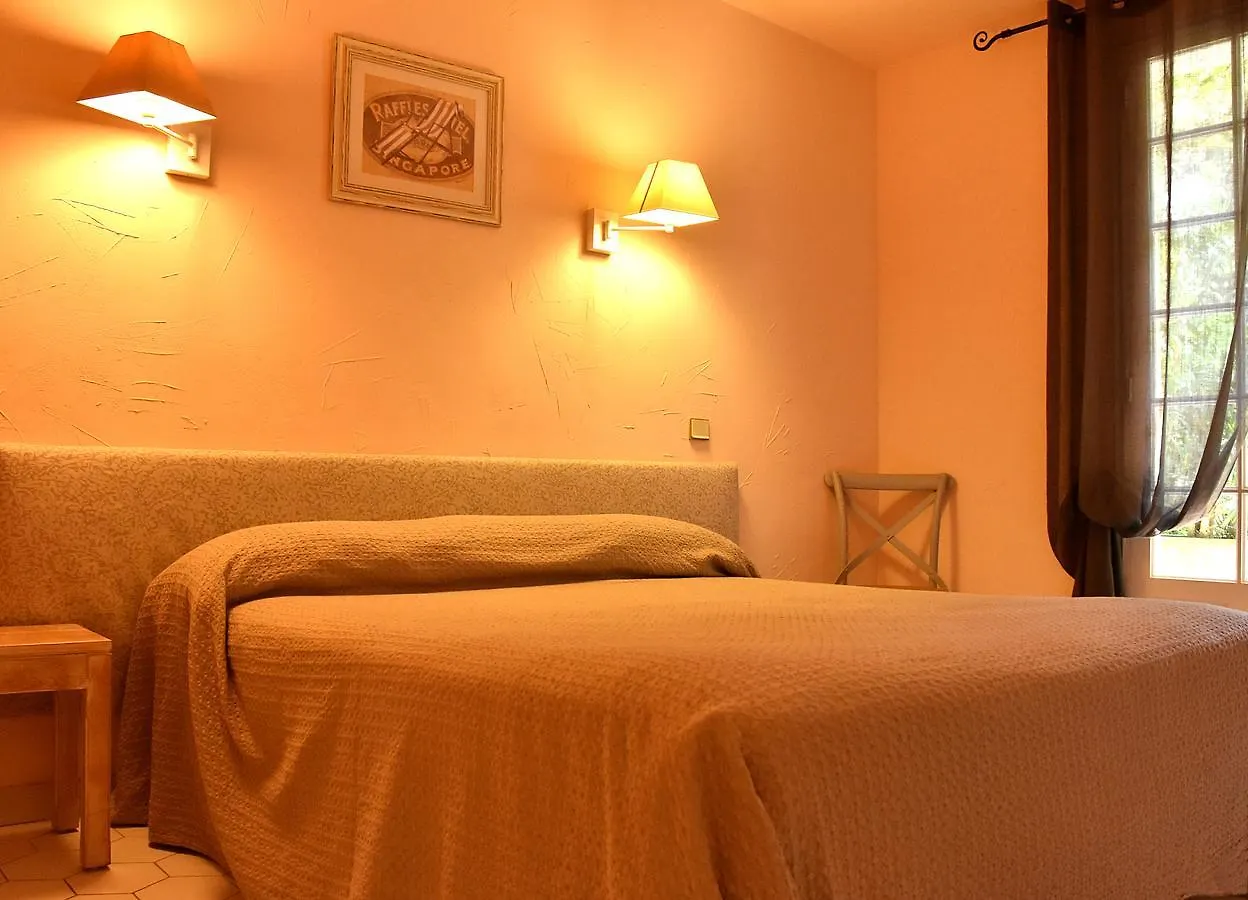 Hotel Les Mazets Des Roches Tarascon