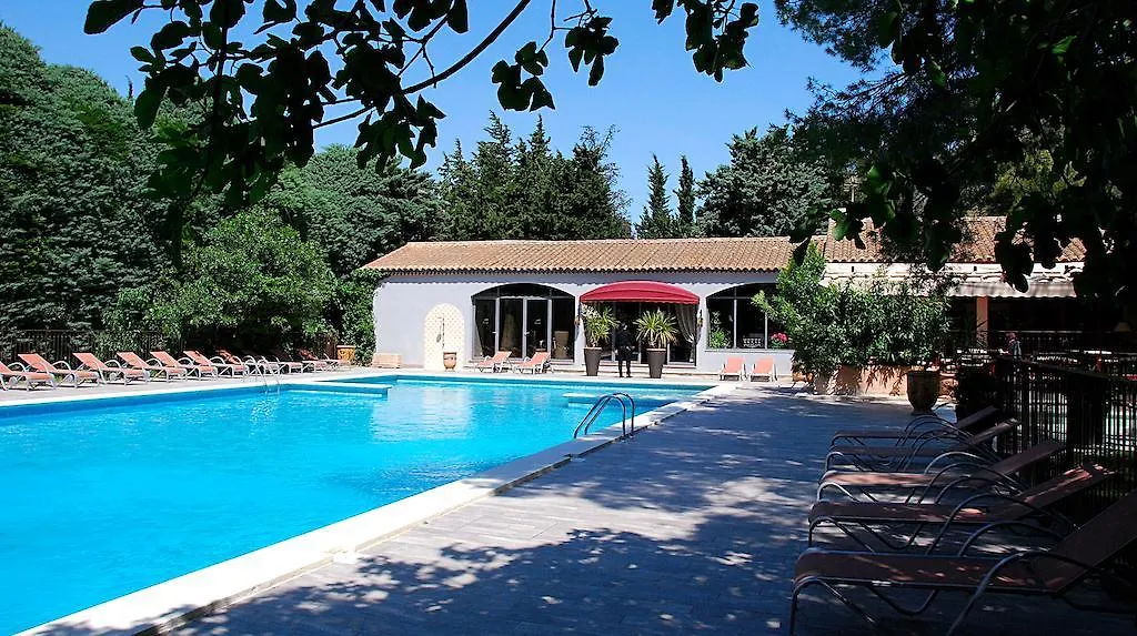 Hotel Les Mazets Des Roches Tarascon